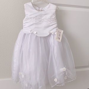 New with Tag 4T girls white dress